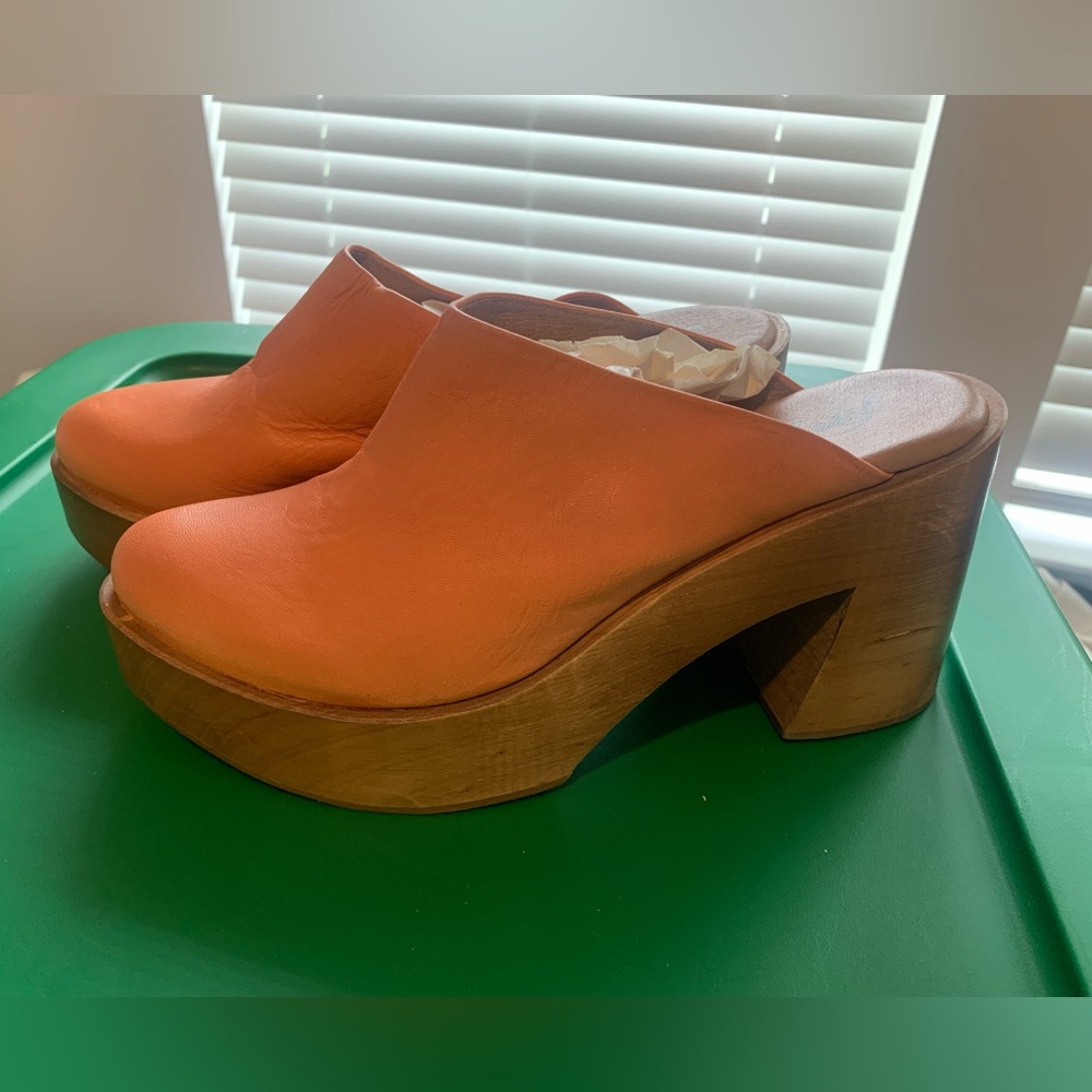 Free People Suki Peach Leather Chunky Platform Slip On Mule Clogs size 39.5 - Picture 7 of 9